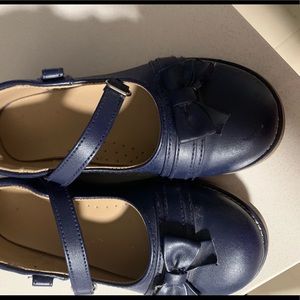 Mary Jane school shoes for little girl size 13